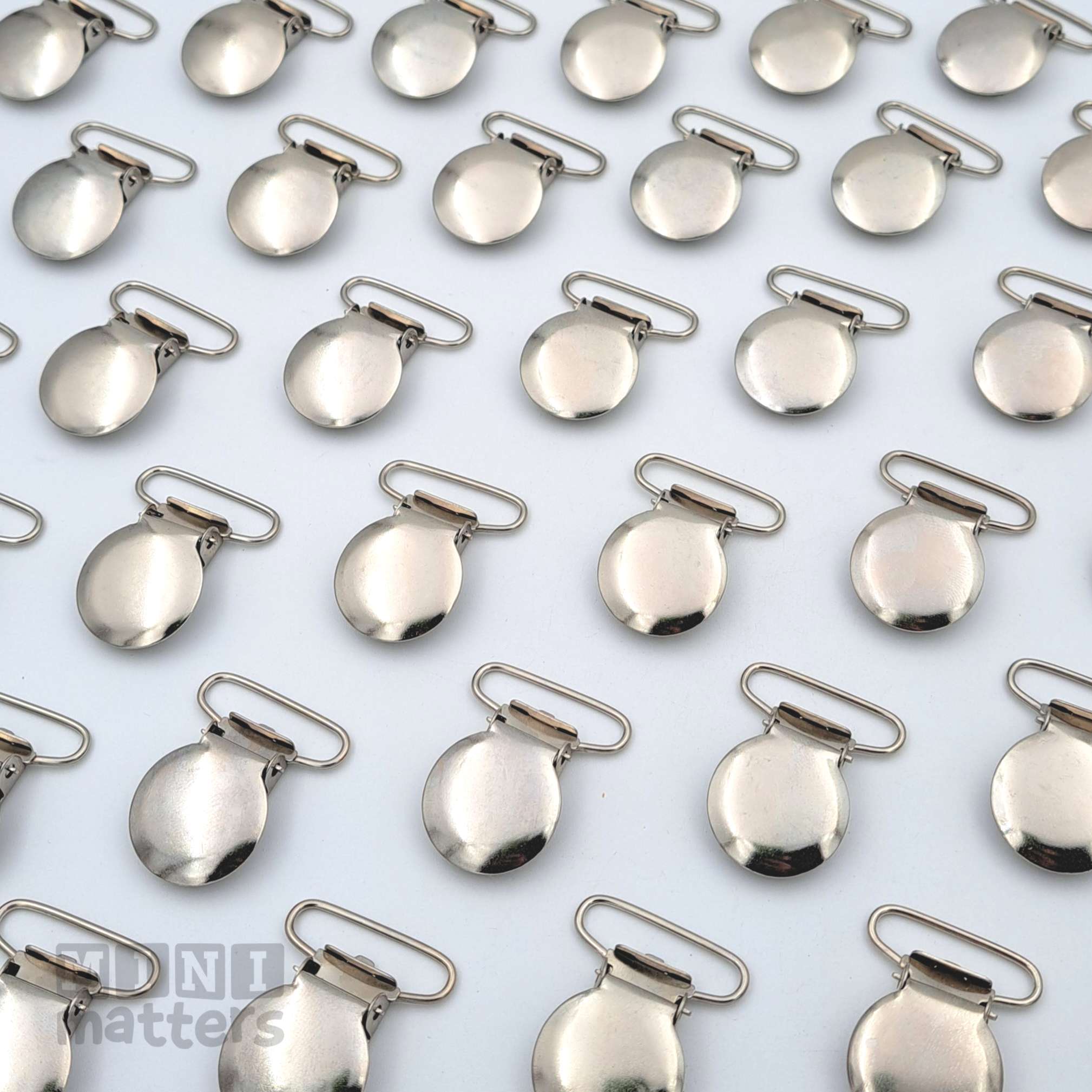 Round Metal Pacifier Clips (NEW) – Mini Matters